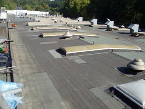 Bild- Dachsanierung Flachdach - vorher